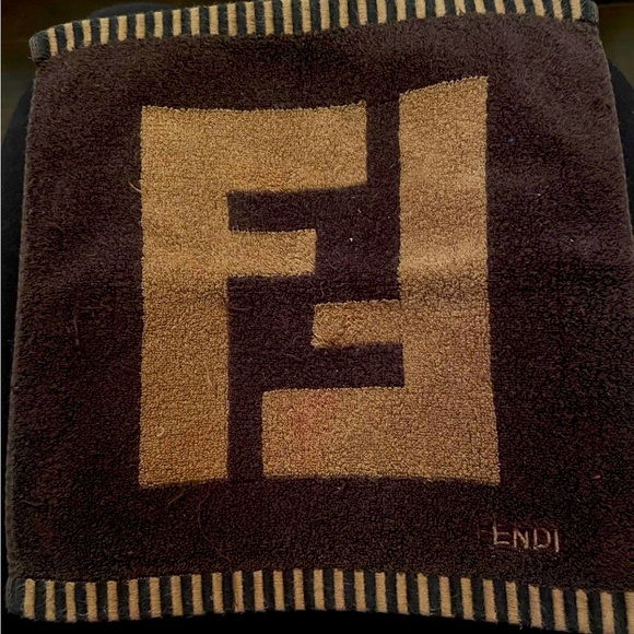 FENDI Face or Wash towel - Picture 1 of 4